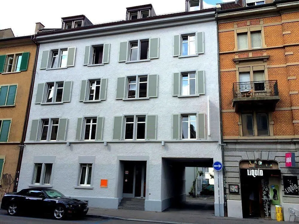 호텔 Easyhotel Zuerich City Centre