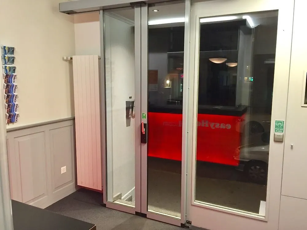 Easyhotel Zuerich City Centre