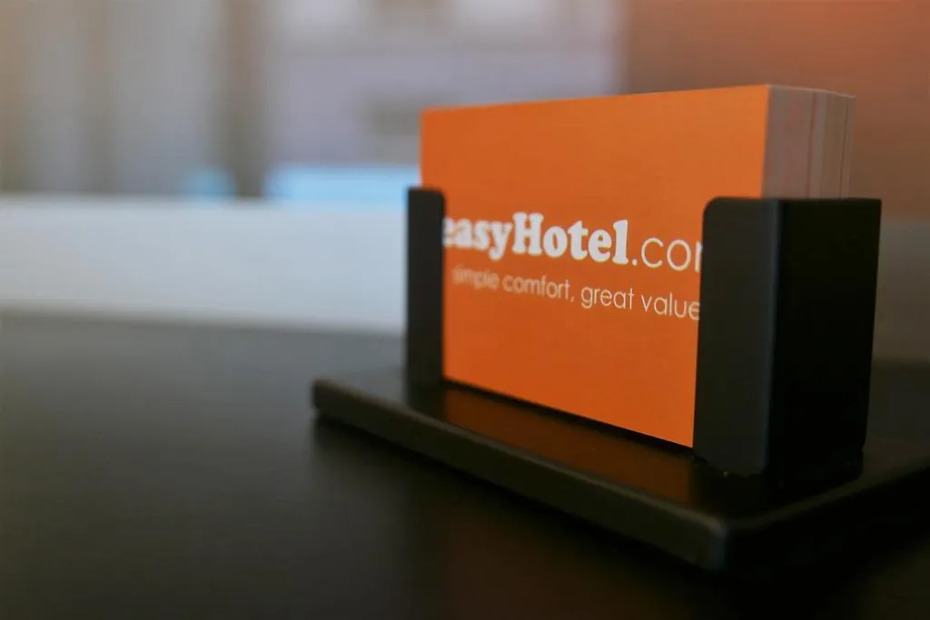 Easyhotel Zuerich City Centre 2*, زيورخ سويسرا